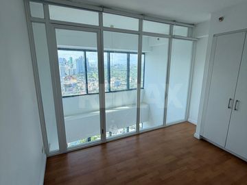 98 sqm Loft Unit for Lease in One Rockwel West Tower, Rockwell Center