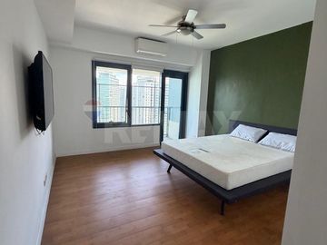 98 sqm Loft Unit for Lease in One Rockwel West Tower, Rockwell Center