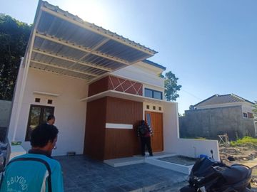 Dijual Rumah Minimalis Modern Siap Huni Harga Terjangkau di Gardenia Residence Pucangan Kartasura Sukoharjo