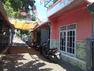 Rumah Second di Cijantung Jakarta Timur