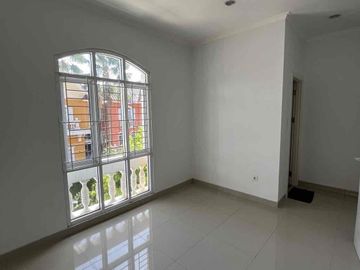 Di Jual Rumah Omaha Village Gading Serpong