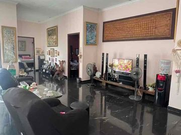 rumah semi villa luas 10 are di batubulan Gianyar
