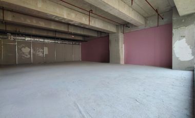 High Street South Corporate Plaza 123 sqm office space w/ 2 parking slots for rent