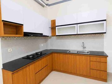 Dijual Cepat Rumah 2 Lantai Siap Huni di Griya Jati Sari Bekasi