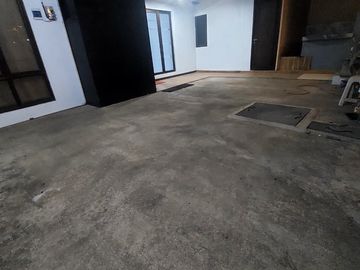 Dijual/Disewakan Rumah 2 LT Full Renovasi di Harapan Indah 2 – Cocok untuk Mess Perusahaan