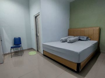 Dijual/Disewakan Rumah 2 LT Full Renovasi di Harapan Indah 2 – Cocok untuk Mess Perusahaan
