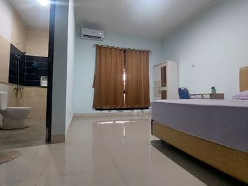 Dijual/Disewakan Rumah 2 LT Full Renovasi di Harapan Indah 2 – Cocok untuk Mess Perusahaan