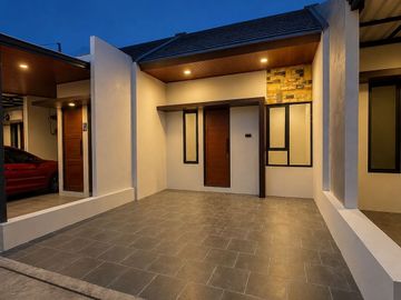 Rumah Minimalis Mustofa House 2 Kukusan, 7 Menit ke Ui, Dekat Tol