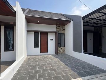 Rumah Minimalis Mustofa House 2 Kukusan, 7 Menit ke Ui, Dekat Tol