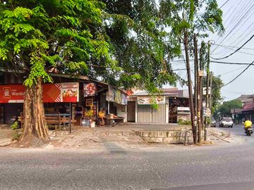 Lahan komersial hook 1.75 M luas tanah 234 m utk usaha cafe cuci mobil motor bangun rumah strategis pinggir jalan di pekayon dekat apartemen lagoon