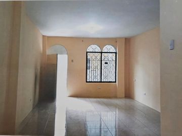 Venta casa rentera en ciudadela Floresta 1, sur de Guayaquil