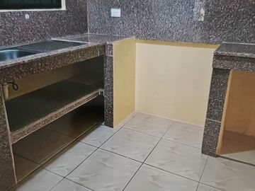 Venta casa rentera en ciudadela Floresta 1, sur de Guayaquil