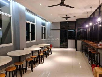 Ruko 3 Lantai di Grand Galaxy. Pusat Area Bisnis