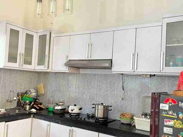 Di Jual Rumah 2 lantai Harapan Indah 1 bekasi