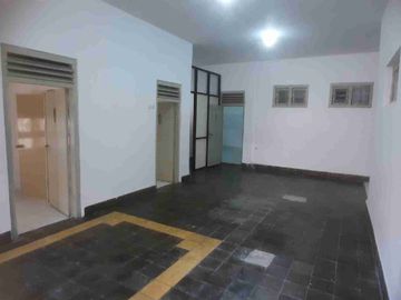 dijual / Disewakan rumah di jalan astina bandung