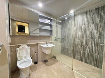 For Rent: Fully Furnished Studio Condo inside Clark