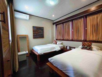 Villa Tropis Aesthetic Di Sudamala Sanur Beachside