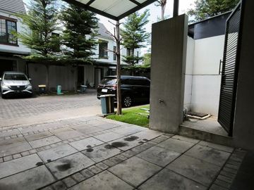 Rumah 2 Lantai Grand Harvest Dekat Wiyung , Hadap Utara Ada Dapur