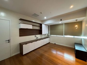 2 Bedroom with Parking Regent Parkway Condo For Rent Bgc Taguig
