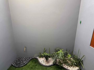Hunian Modern 2 Lantai Rooftop di Kramat Jati Tol Cawang