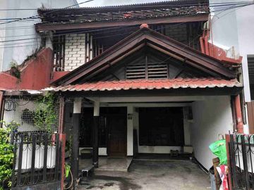 RUMAH 2 LANTAI DI DEPOK JUAL CEPAT BU