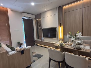 Anza Homes At Malibu Village 1,4Man 3Lantai Type 6 & 7 Sangat Murah di Gading Serpong