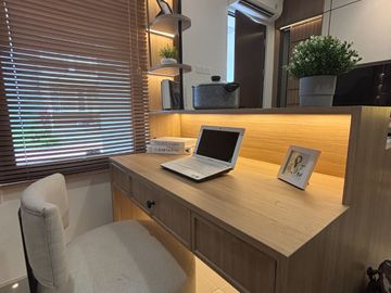 Anza Homes At Malibu Village 1,4Man 3Lantai Type 6 & 7 Sangat Murah di Gading Serpong