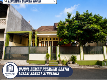 DIJUAL RUMAH CANTIK 2 LANTAI LINGKUNGAN ASRI DI LENGKONG GUDANG TIMUR (GL123)