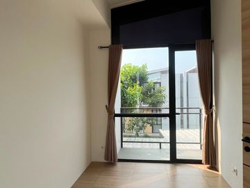 Disewakan Rumah Karawaci di Cendana Essence West By Rumah Chinida (Dw)