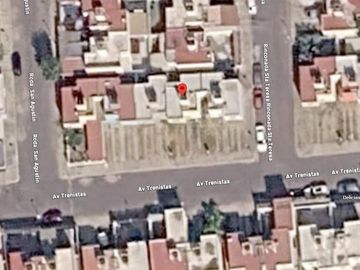 (BC) CASA EN VENTA EN AV. TRENISTAS SANTIAGO DE QUERETARO