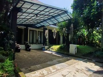 Dijual Rumah villa aktif komplek Resort Dago pakar permai Kabupaten Bandung