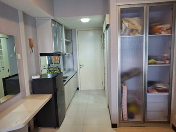 Amor Lantai 9 Studio Furnish Selakangkah Ke Pakuwon City Mall