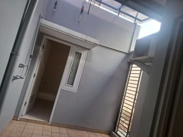 Disewakan Rumah Cantik 2 Lantai di Cluster Sutera Onyx, Alam Sutera, Tangerang