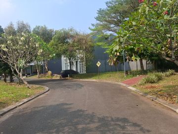 Disewakan Rumah Cantik 2 Lantai di Cluster Sutera Onyx, Alam Sutera, Tangerang