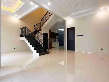 Rumah Elegan Siap Huni di Pondok Bambu Duren Sawit Dekat Toll Becakayu, Pd.Gede, Halim, Kota Casablanca