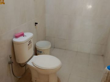 Di sewakan rumah kosan 3 pintu, dalam komplek pondok Pekayon indah, galaxi bekasi