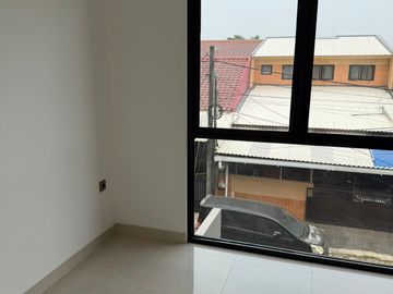 Jual Rumah Baru Siap Huni 2 Lantai di Villa Melati Mas Dekat Tol Serpong, Stasiun Rawa Buntu, Living World Alam Sutera dan Kawasan BSD