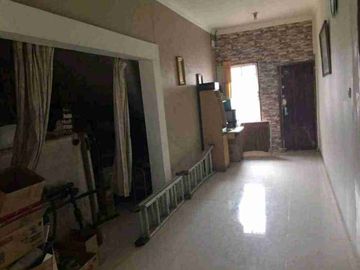Rumah 2 Lantai Siap Huni, Semifurnished, Bebas Banjir, Lokasi Strategis di Dukuh Zamrud, Bekasi