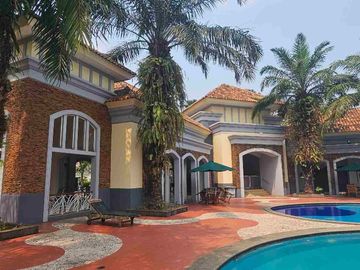 dijual cepat rumah ala villa di Pondok Hijau Golf gading serpong