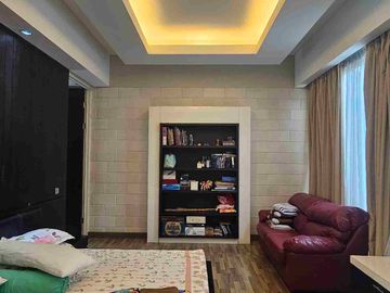 dijual cepat rumah ala villa di Pondok Hijau Golf gading serpong