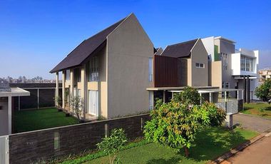 Rumah Mewah Bernuansa Villa di Pondok Hijau Golf, Cluster Sapphire