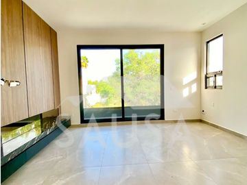 Venta de casa Valle de Cristal