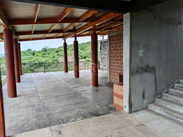 Terrenos en venta en Santa Cruz de la Loma, Fracc. Montezzano