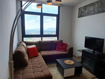 Departamento en renta en torre Viena l Polarea
