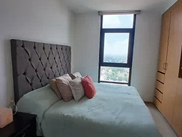 Departamento en renta en torre Viena l Polarea