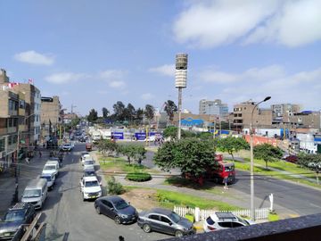 Vendo Local comercial en venta – Galería El Reloj Malvinas Plaza