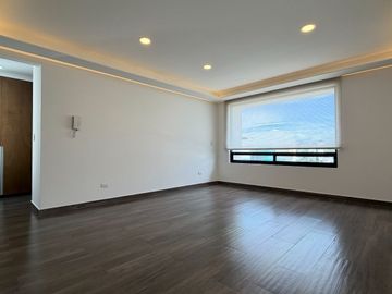CASA EN VENTA SEGUNDA SECCION LOMAS DE ANGELOPOLIS PARQUE CAIRO HERMOSA