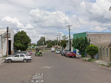 CASA EN VENTA EN CALLE 16, INDUSTRIAL NTE, DELICIAS CHIHUAHUA