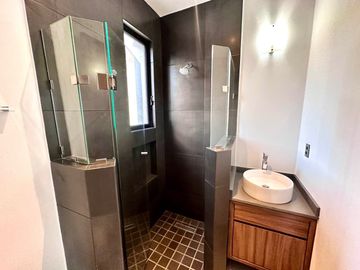 Casa Nueva en Venta en Bosque Real de Santa Anita, Tlajomulco.