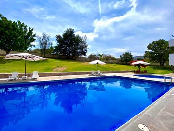 Casa Nueva en Venta en Bosque Real de Santa Anita, Tlajomulco.